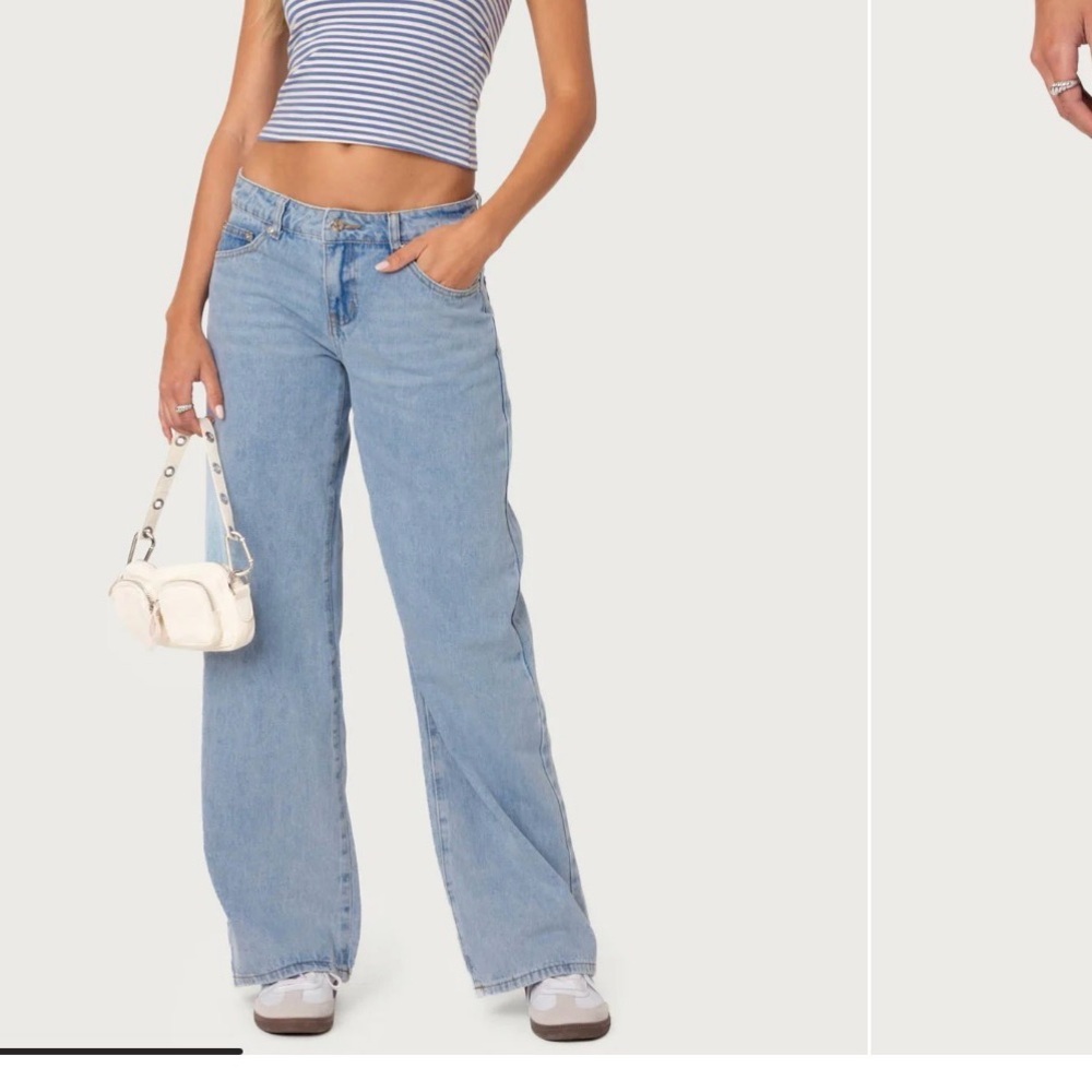 Edikted Raelynn Washed Low Rise Baggy Jeans